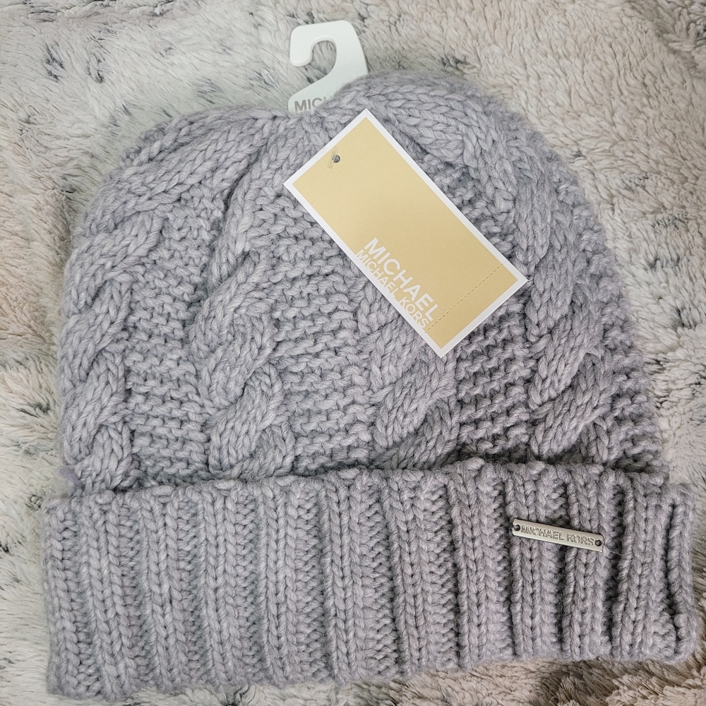 Michael Kors Women`s Cable Knit Teddy Fleece Winter Beanie Hat, Grey/Nickel, OS
